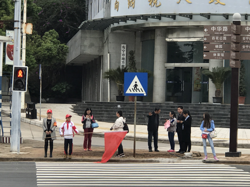 安宁志愿者服务1