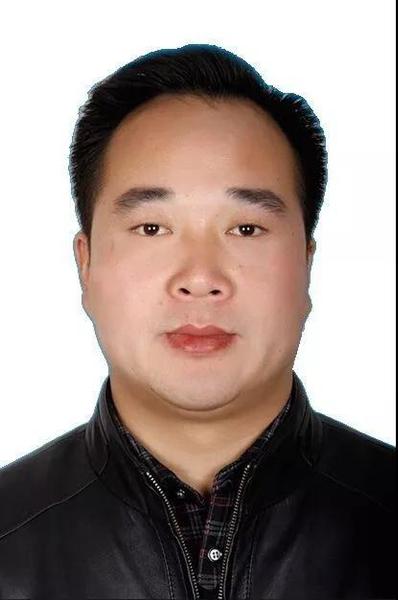 东川区委副书记、统战部部长欧明锋