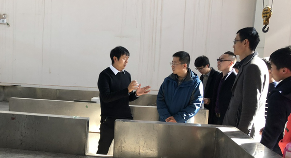同企业深入的交流