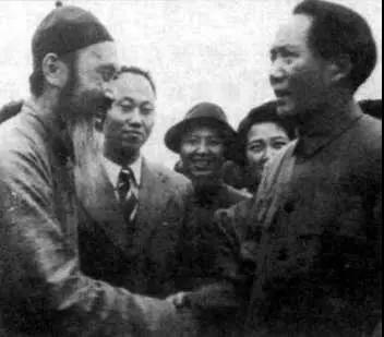 毛泽东离开重庆时，张澜亲往机场相送