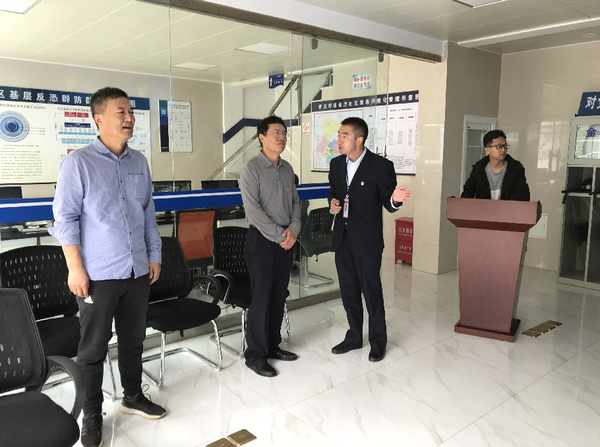 市民宗委毕昆闽主任到盘龙区金沙社区调研民族团结进步示范社区创建工作