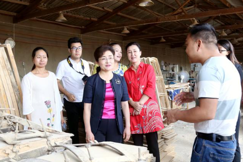 杨皕调研嵩明统战工作