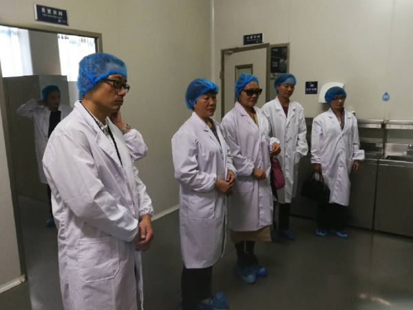参观了解昆明茶业发展情况 参观了解昆明茶业发展情况
