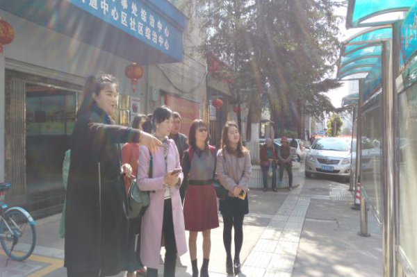 曲靖市侨联副主席牛瑛一行在昆明市侨联主席朱燕的陪同下到官渡区交流调研侨务工作