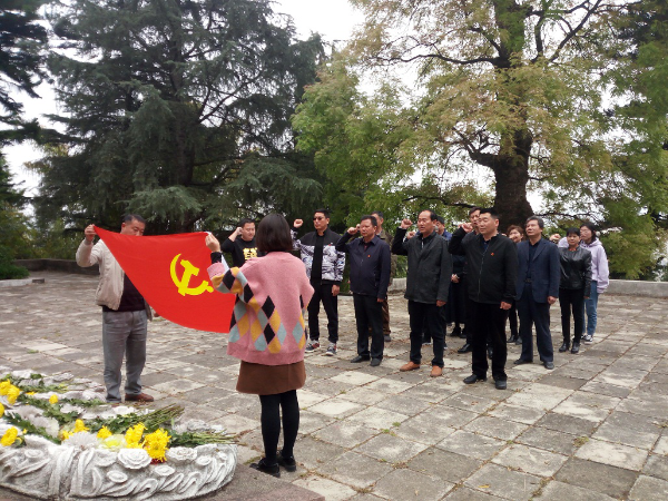 宜良县委统战部党支部开展“清明祭英烈”主题党日活动