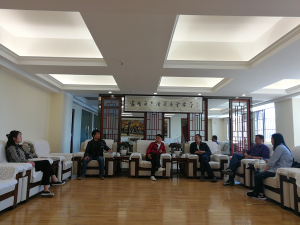 西山区工商联到官渡区交流学习