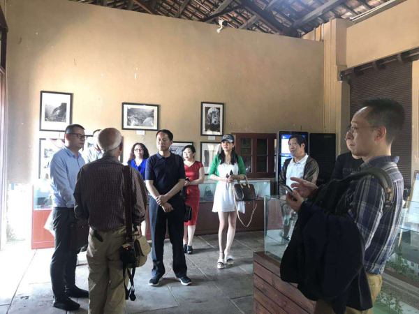 民进昆明市委调研组到红河州个旧市开展中小学教学调研交流活动