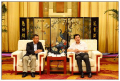 中共昆明市委副书记，市人民政府市长王喜良在世纪金源大酒店会见了来昆参加第8届云台会的台湾澎湖县县长赖峰伟一行