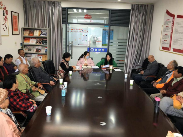 盘龙区委统战部开展国庆慰问台侨人士活动