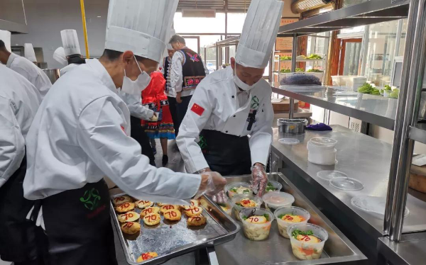 晋宁新的社会阶层人士祝福新中国成立70周年