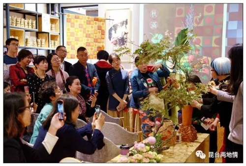 生活中的插花美学吸引大家关注