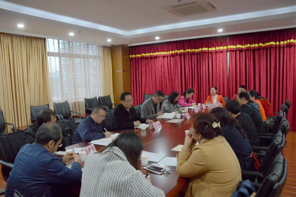 听取基层盟组织及盟员的意见和建议 徐彬副主席与盟员交心、谈心
