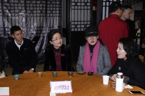 新的社会阶层代表人士