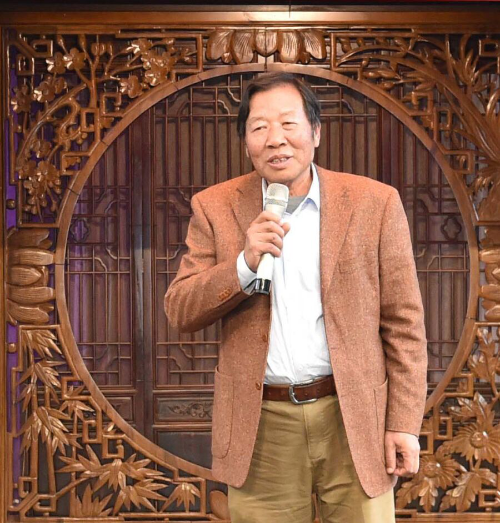 存文学当选开明文学院第一届院长