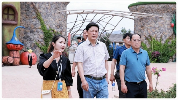 调研寻甸凤龙湾旅游度假区