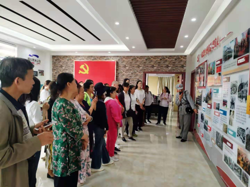 图片 2 图片 2