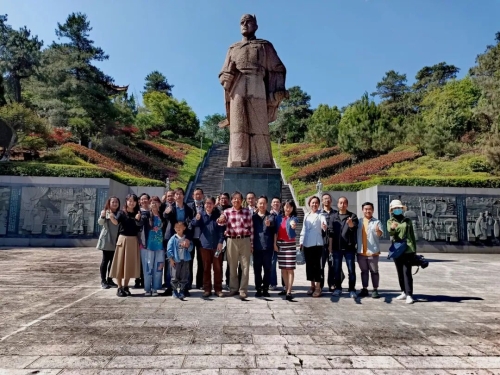 bf7673318ec6a3d6d38538dfed0450d5