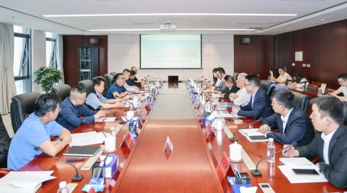 晶能科工考察滇中新区图片