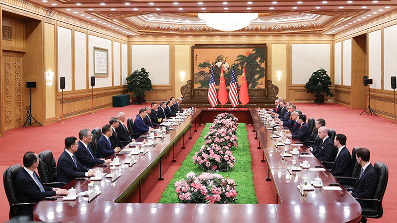 5月14日上午，国家主席习近平在北京人民大会堂同来华进行国事访问的美国总统特朗普举行会谈......
