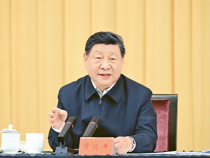 2026年4月30日上午，中共中央总书记、国家主席、中央军委主席习近平在上海出席加强基础研究座谈会并发表重要讲话。新华社记者
